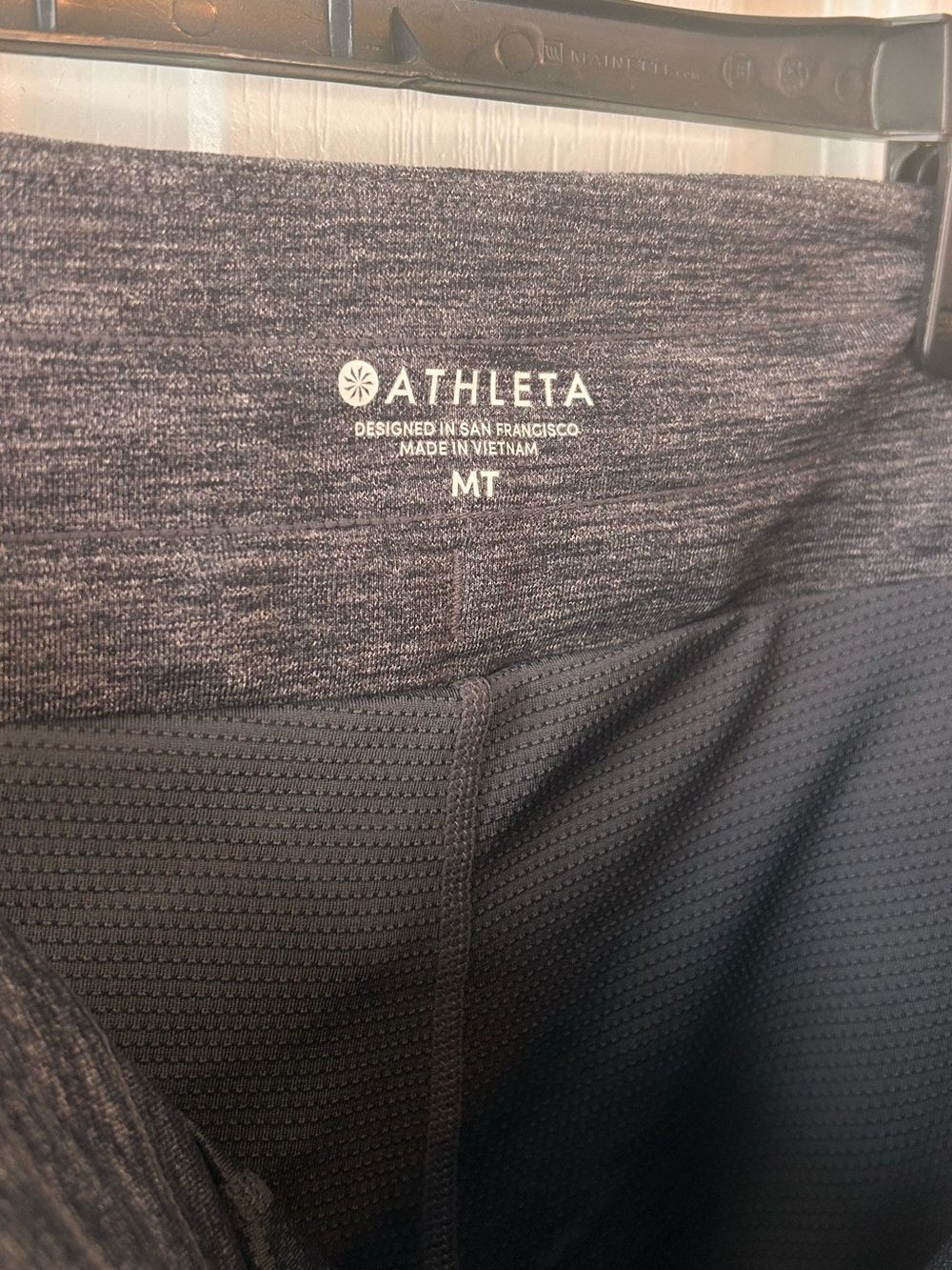 Athleta Women’s MT Metro Downtown Heathered Charcoal Drawstring Active Skort - Picture 6 of 6
